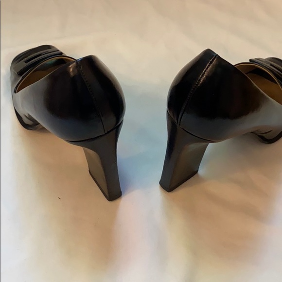 Gucci Heels - Picture 5 of 9